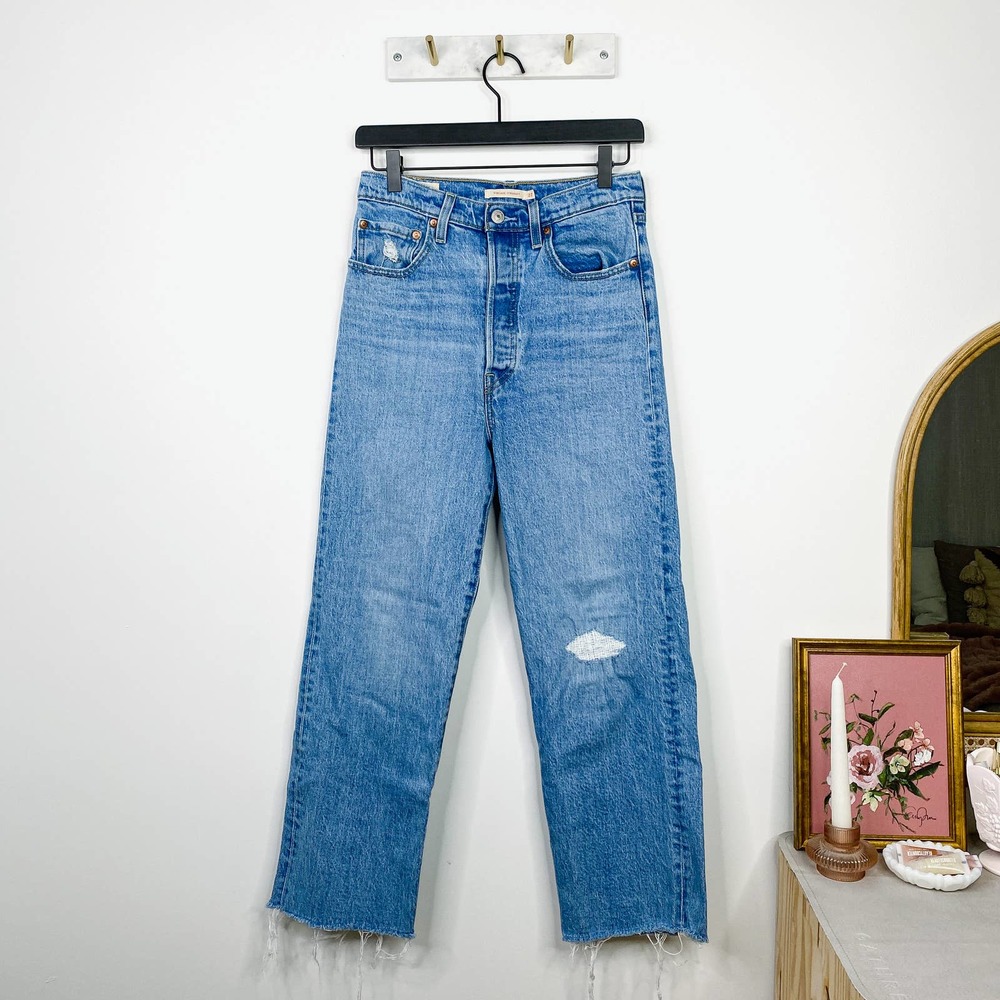 LEVIS premium denim ribcage straight light wash blue jeans 27